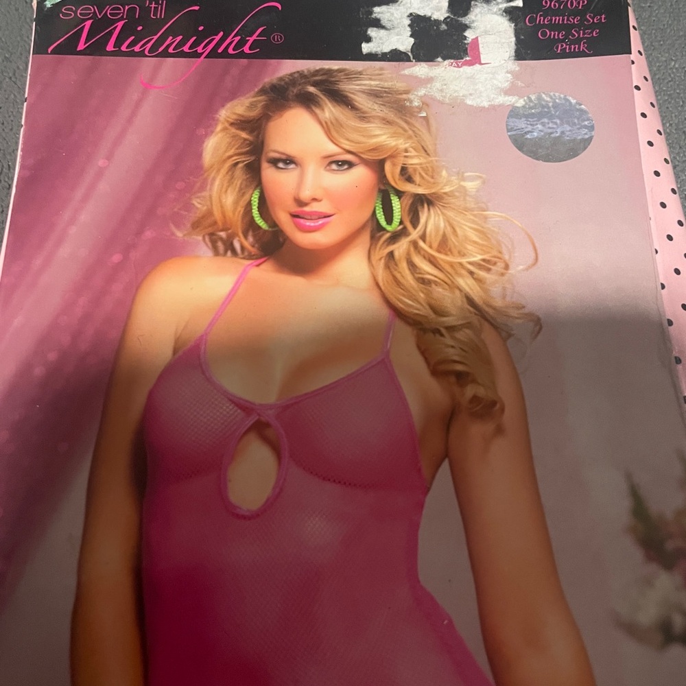 Seven til Midnight vintage pink lingerie